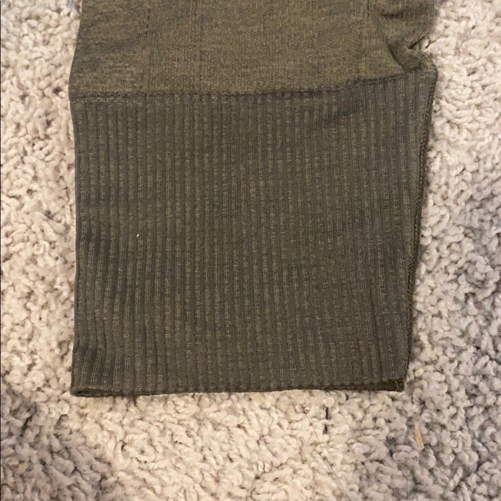 Lululemon Q5 Compression Leggings Olive Green Sz 4 - Picture 5 of 14
